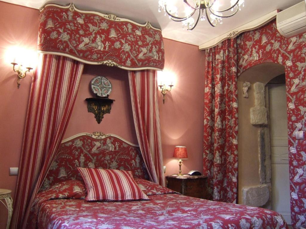 Bed and Breakfast Bize De La Tour Saint-Bonnet-du-Gard Номер фото